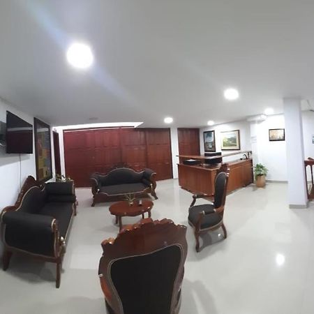 Hotel Jardin De Rosas Екстер'єр фото