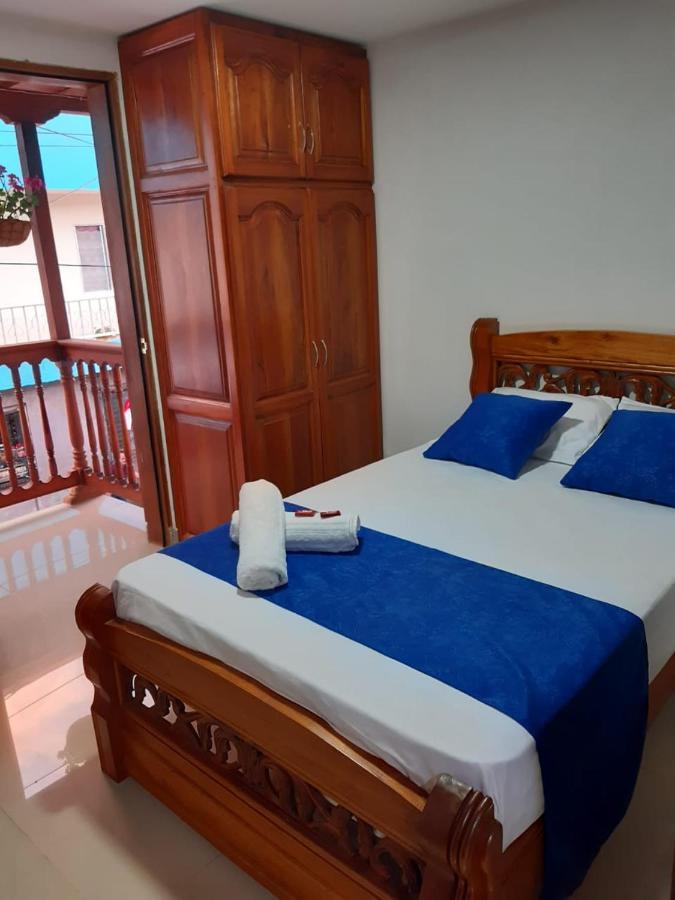 Hotel Jardin De Rosas Екстер'єр фото