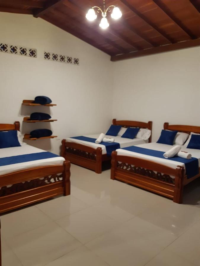 Hotel Jardin De Rosas Екстер'єр фото