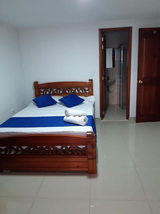Hotel Jardin De Rosas Екстер'єр фото